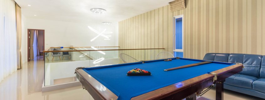 How much does it cost to move a full size pool table?